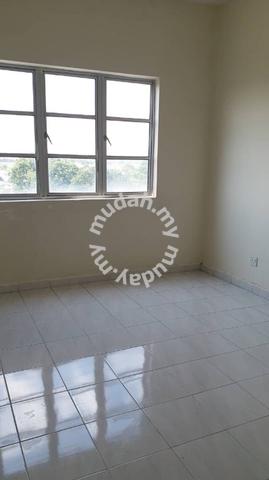 Idaman Senibong Apartment 3