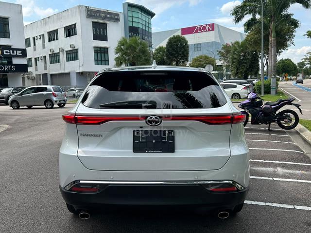 2023 Toyota HARRIER 2.0 G HALF LEATHER 37K KM - 4