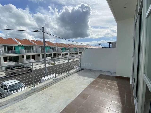 Taman Pulai Mutiara 2, Johor Bahru/2-Storey Terrence House/4B2B PF 1