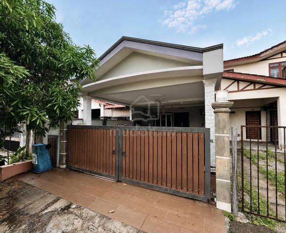 5 Bedrooms ‼️ 2 Storey Jalan Kemboja, Bukit Sentosa, Bukit Beruntung 1