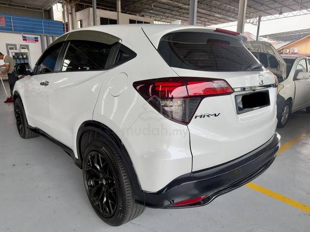 2021 Honda HR-V 1.8 RS MY16 FACELIFT (A) - 3