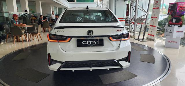 NEW Honda CITY FACELIFT with Rebate - 4