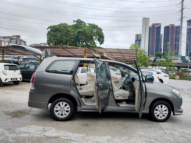 INNOVA 2.0 G FACELIFT (A)Mileage 153k, One Owner - 5