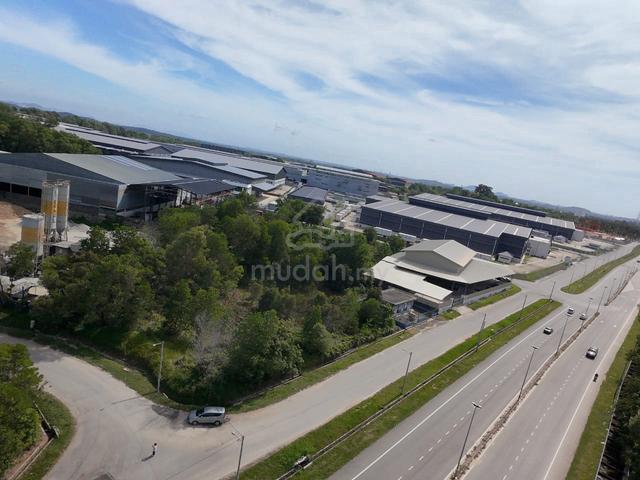 Corner lot Industry Land at jalan Nobat Bukit Rambai Tanjung Minyak 1