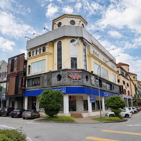 Biggest Corner Shop, Dataran Sunway Kota Damansara, Petaling Jaya 1