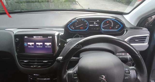 2017 Peugeot 2008 1.2 PURETECH (A) - 5