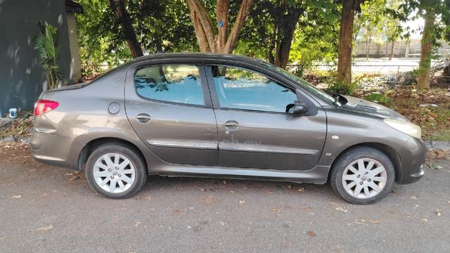 2011 Peugeot 207 1.6 (A) - 5