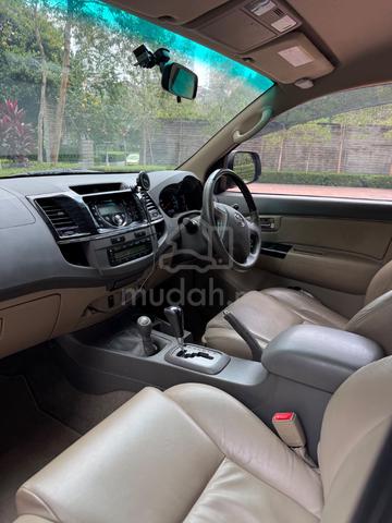 2011 Toyota FORTUNER 2.7 V TGN51R-NKPSKEFJ (A) - 4