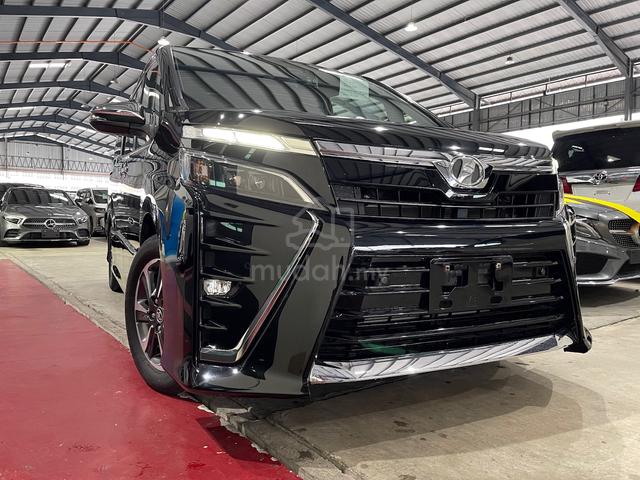 2020 Toyota VOXY 2.0 KIRAMEKI (A) - 1