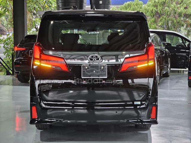 *19000KM Sunroof & TV*✨2023 Toyota ALPHARD 2.5 SC - 3