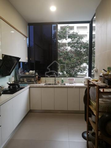 3 Storey Terrace Stramax Residences Sungai Ara LA 1800sf Renovated 1