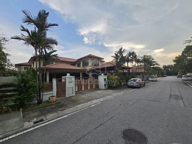 Huge Bungalow For Sale – Ambang Botanic, Klang 1
