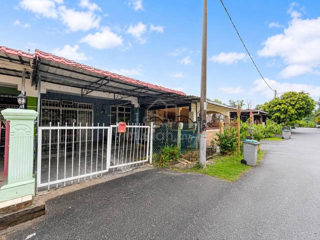 [FACING SURAU] BANDAR SEREMBAN SELATAN, SEREMBAN  n99 1