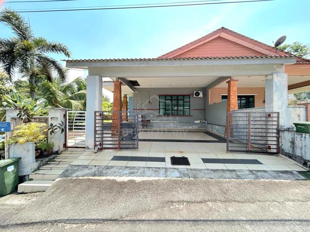 Semid Setingkat Corner Lot Perumahan Sg Karang Darat near to Balok 1