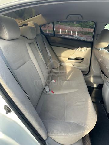 2013 Honda CIVIC 1.8 S (A) - 4