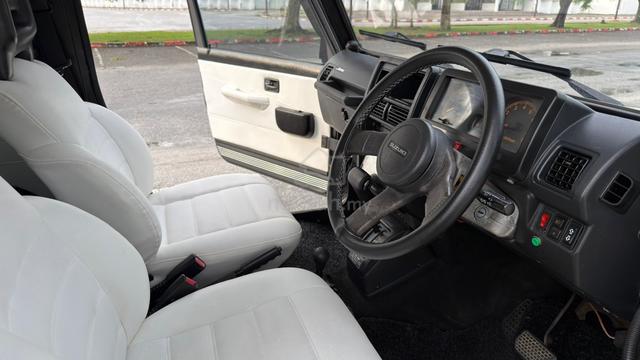 Suzuki Jimny JB13 Auto 1.3 - 4