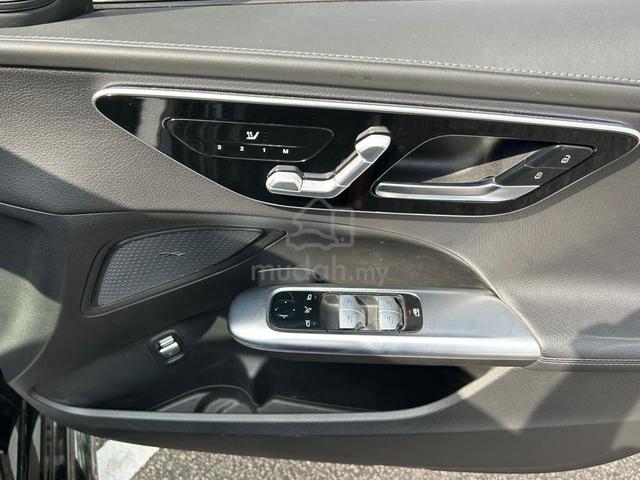 Recon 2023 Mercedes Benz C200 AMG LINE HUD 19k KM - 3