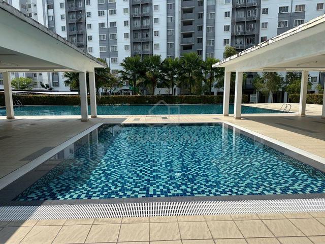 Shah Alam Setia Alam Aircond Single Room With Parking (Female Unit) 1