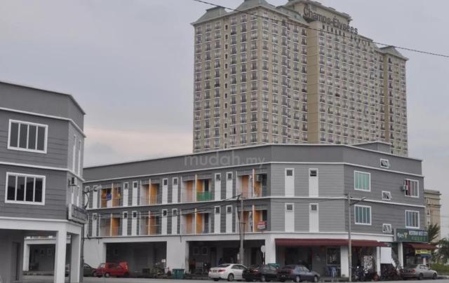 Kampus West City 1