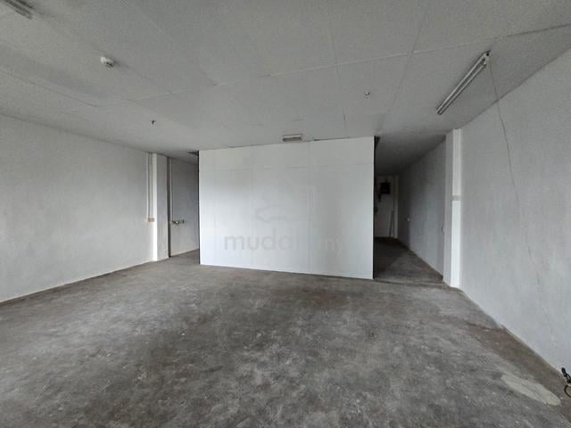 Harbour trade , 1100sf, office 1