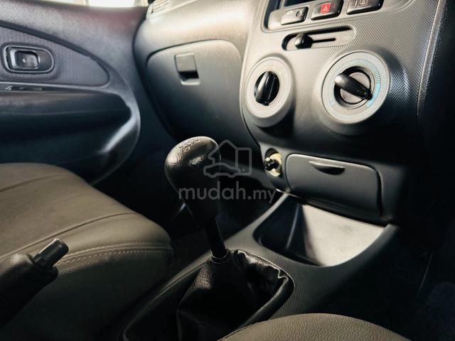 2005 Toyota AVANZA 1.3 E F601RM-GMMFM (M) - 5