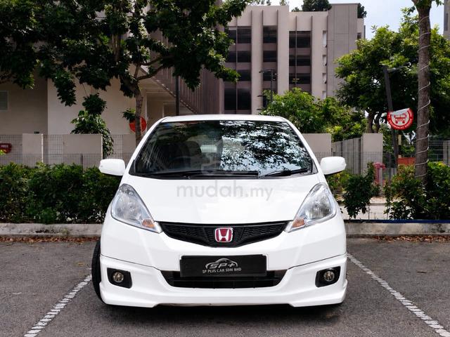 2014 Honda JAZZ 1.3 HYBRID FACELIFT (A) - 2