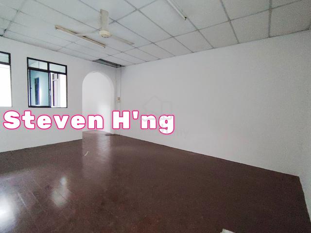 Hutton Lane 2 storey shop Georgetown main road 3
