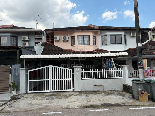 Double Storey Terrace House for Rent – Taman Mount Austin 1