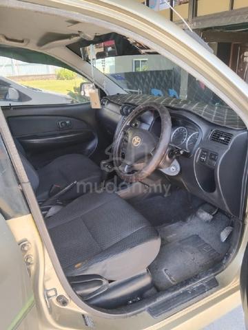 2004 Toyota AVANZA 1.3 E (A) - 4