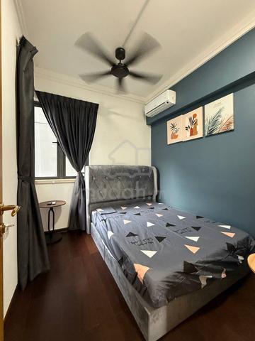 R&F Princess Cove Common Room Free WiFi Included Utility Low Deposit 1
