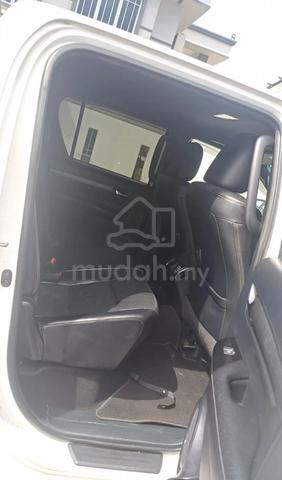 2021 Toyota HILUX 2.8 ROGUE FACELIFT FULL LOAN - 5
