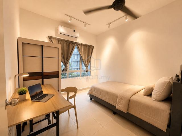 Medium Room (Super Single Bed), Seri Intan Apartment Setia Alam 1