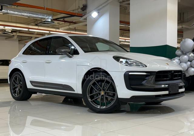 2023 Porsche MACAN T NFL / SPORT CHRONO / PANROOF - 1