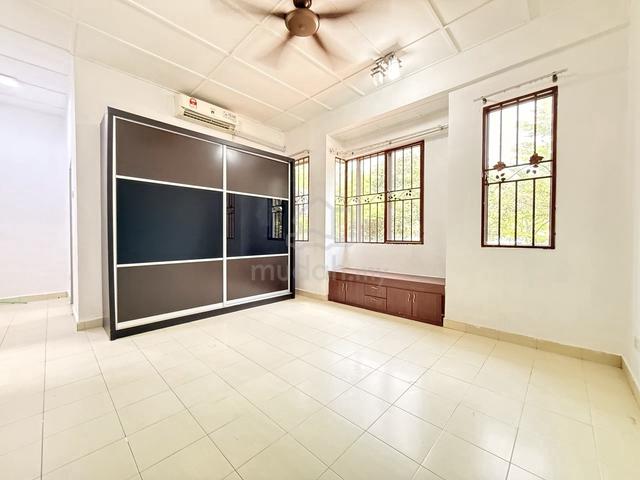FACING OPEN, CLEAN &TIDY 2 Storey Terrace Alam Budiman U10 Shah Alam 1