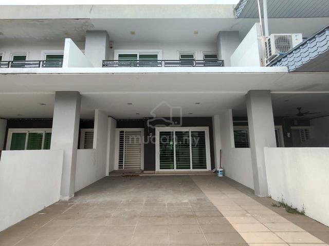 Bandar Seri Botani, 2 Storey Terrace House For Rent, Brand new unit 1
