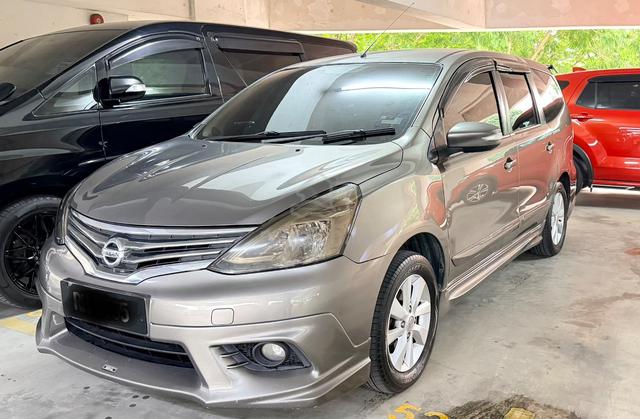 2015 Nissan GRAND LIVINA 1.8 CLASSIC/COMFORT - 2