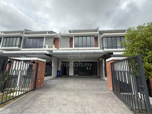 Cheapest!!Double Storey Elmina Green 5 Seksyen U17, Shah Alam 1