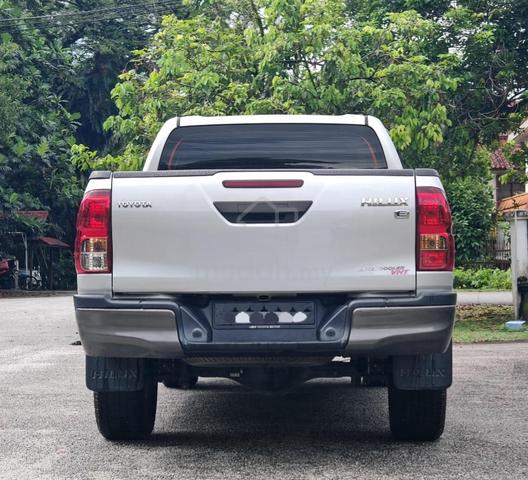 2022 Toyota HILUX 2.4 E (A)TIP-TOP CONDITION 4x4 - 4