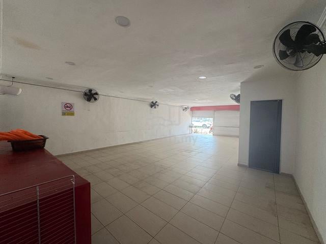 [FACING MAINROAD RENO] 2 Stry Shoplot Bukit Beruang Utama 2 Ayer Keroh 1