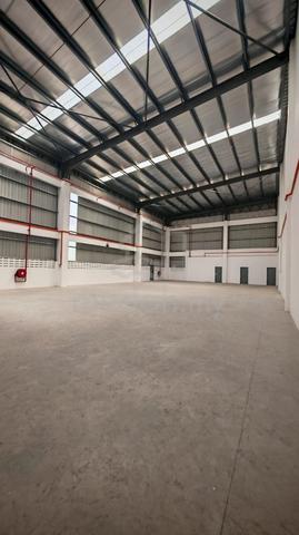 Banting Compass Kota Seri Langat 3 Storey Semi-D Factory For Rent 1