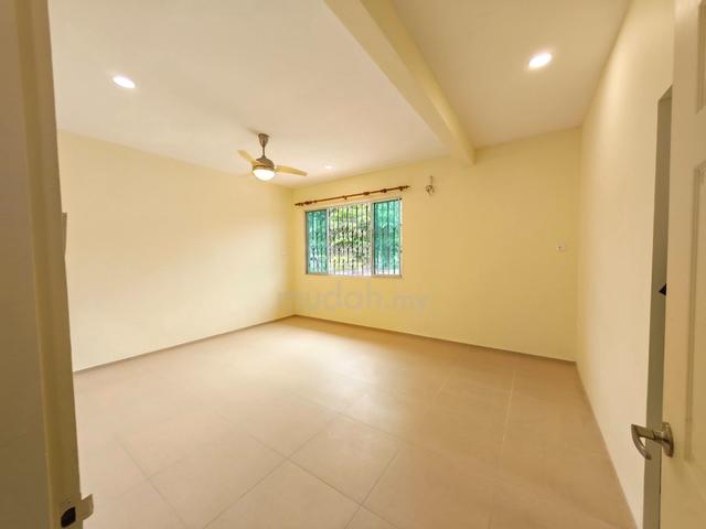 Taman Jindo Lintas Luyang Semi D 1
