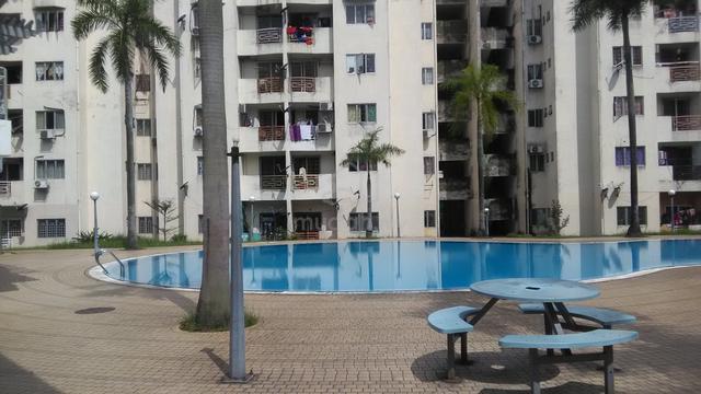 Pelangi Court 1