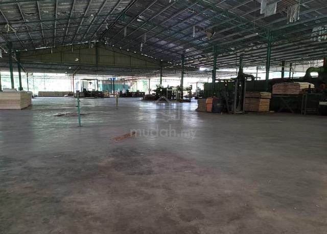 Warehouse For Rent Kch Serian Main Road | 100,000 sqft  1