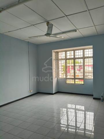 2 storey house in Mahkota Cheras 1