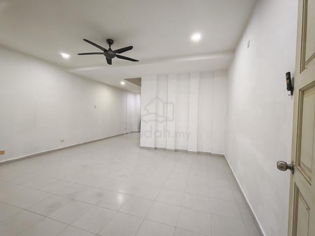 Hot Deal! JP Perdana 2 Storey Terrace House Non Bumi Freehold For Sale 1