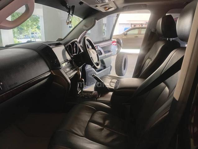 Toyota Land Cruiser 4.6 (A) Petrol 2010/2014 - 4