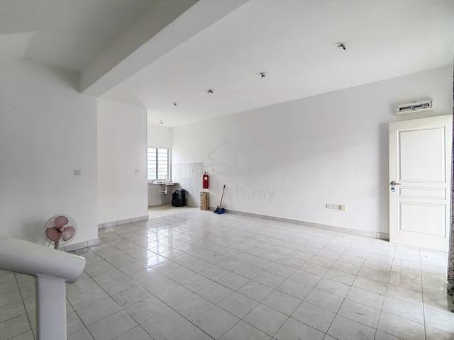 2 Storey Terrace, Jalan Iris Taman Bunga Raya Bukit Beruntung 1