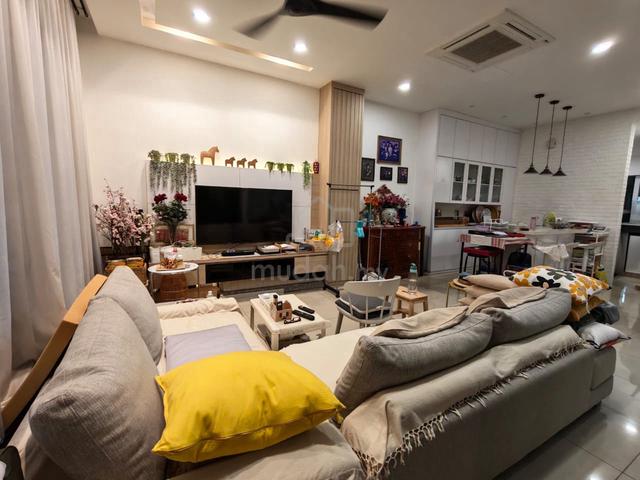Kensington 22*75 Bandar Indahpura Kulai Double Storey Terrace House 1
