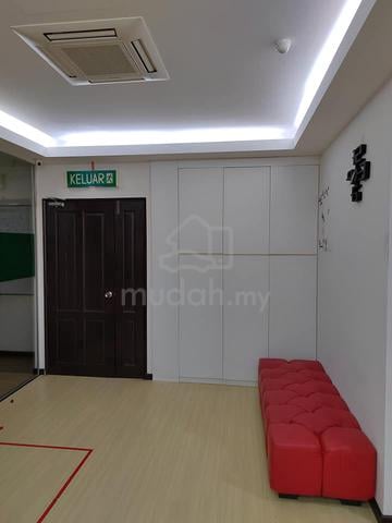 Freehold Office Space For Sale 1