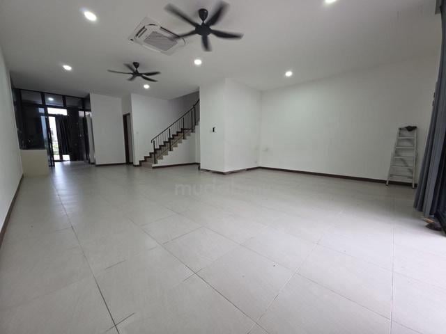 2 Storey For Rent @ Eco Summer/ Eco Palladium/ Setia Indah 1